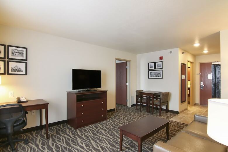 Hotel Cobblestone Inn & Suites - Menomonie