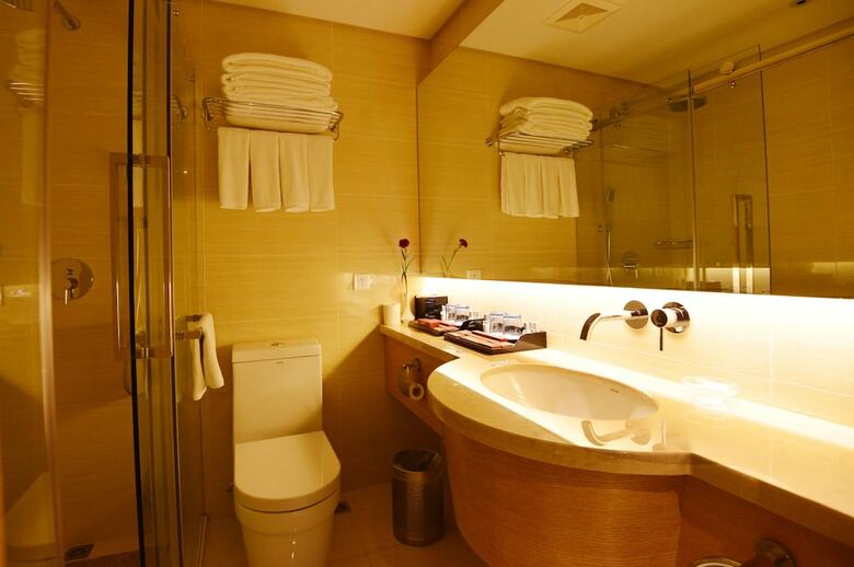 Qingdao Wushengguan Holiday Hotel