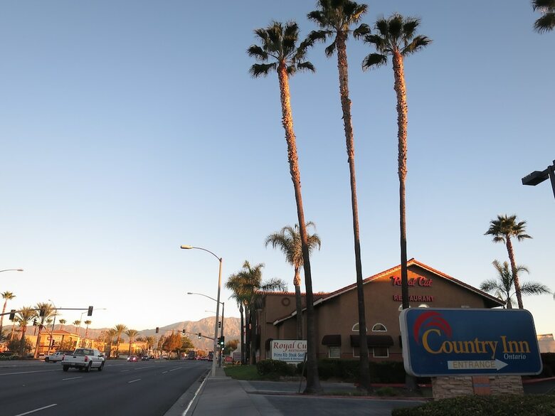 Hotel Country Inn