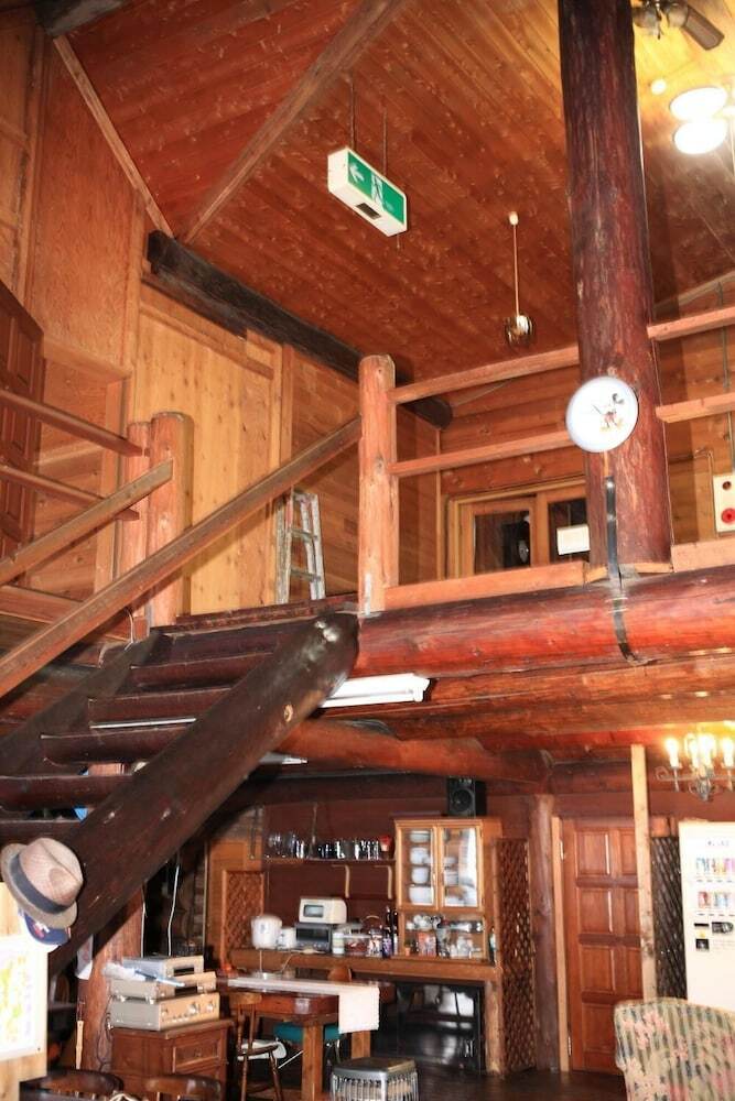 Bed & Breakfast Canadian Village Goryu