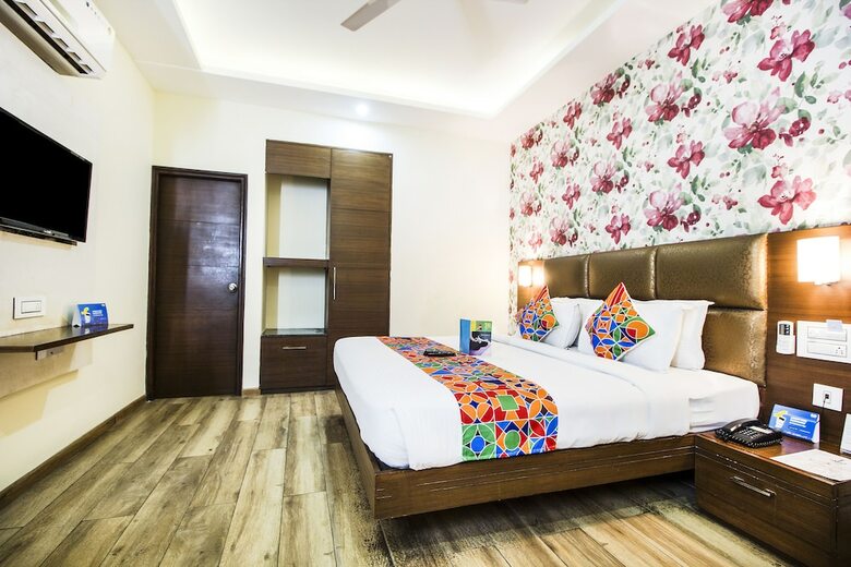 Fabhotel Royal Plaza Zirakpur