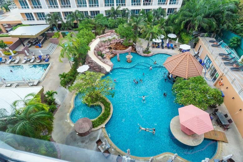 Nova Platinum Hotel
