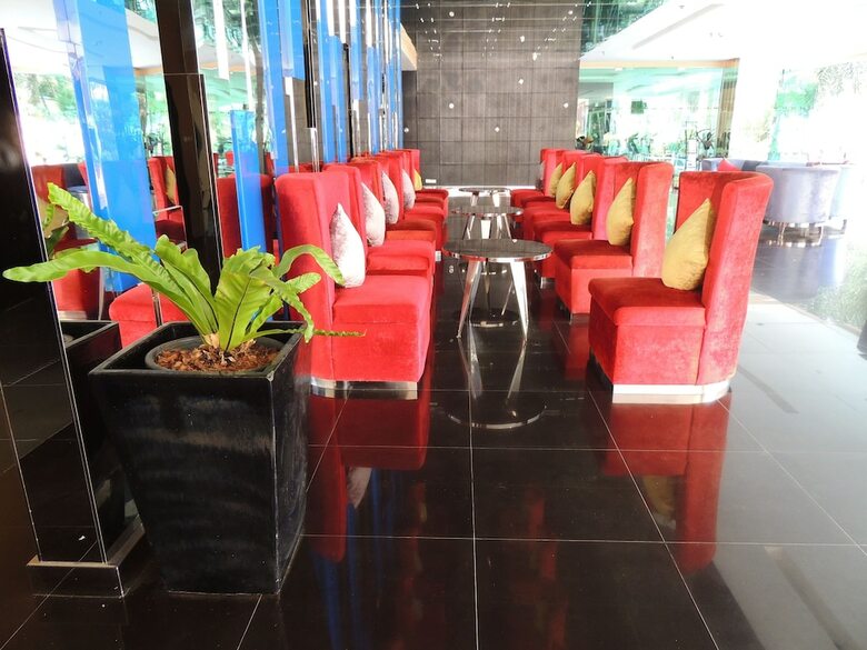 Nova Platinum Hotel