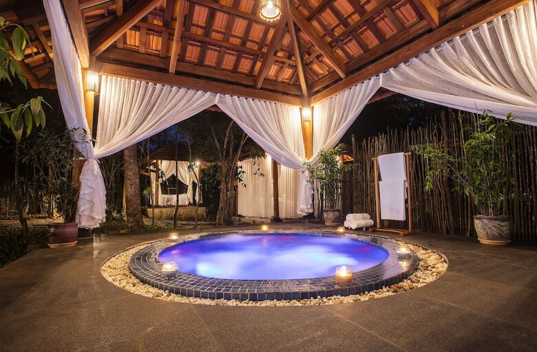 Hotel Green Bay Phu Quoc Resort & Spa