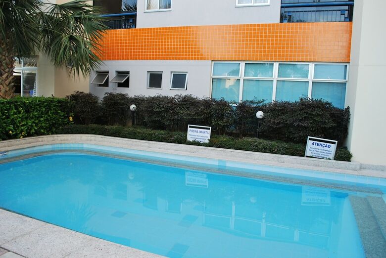 Apartamentos Prive Das Caldas - Achei F�rias