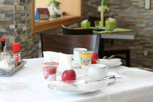 Hostal Pension Und Ferienwohnungen Schweinsberg