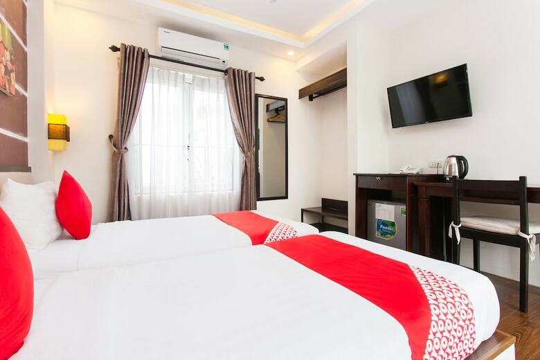 Hotel Oyo 724 Golden Palm Villa