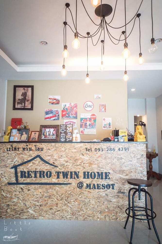 Hotel Retro Twin Home At Maesot