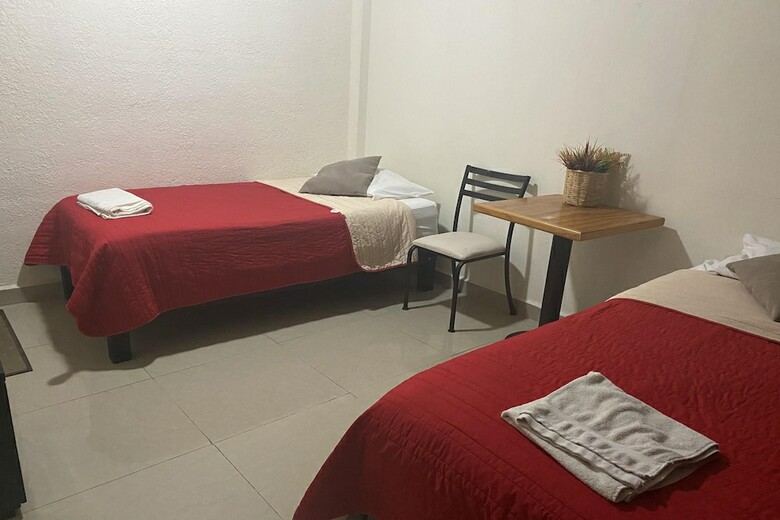 Hostal Home Express