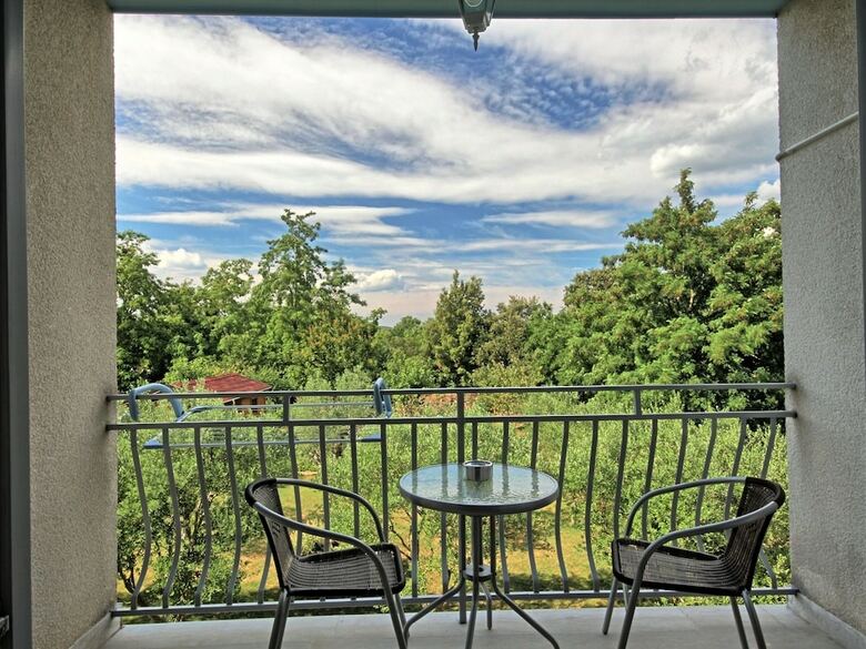 Hotel Guest House And Apartment Ambienti