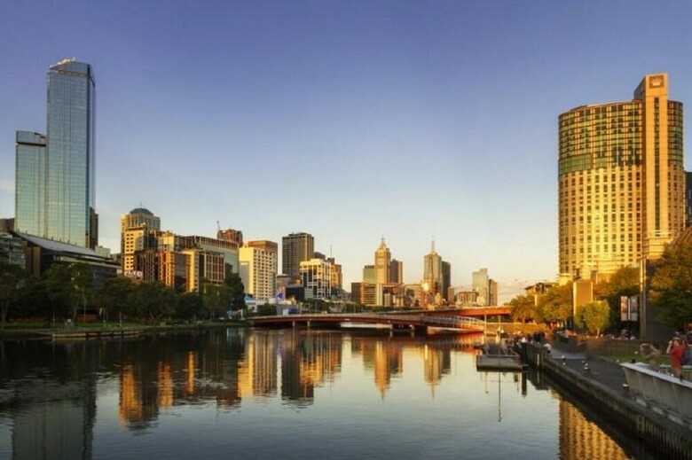 Melbourne Holiday Apartments South Wharf