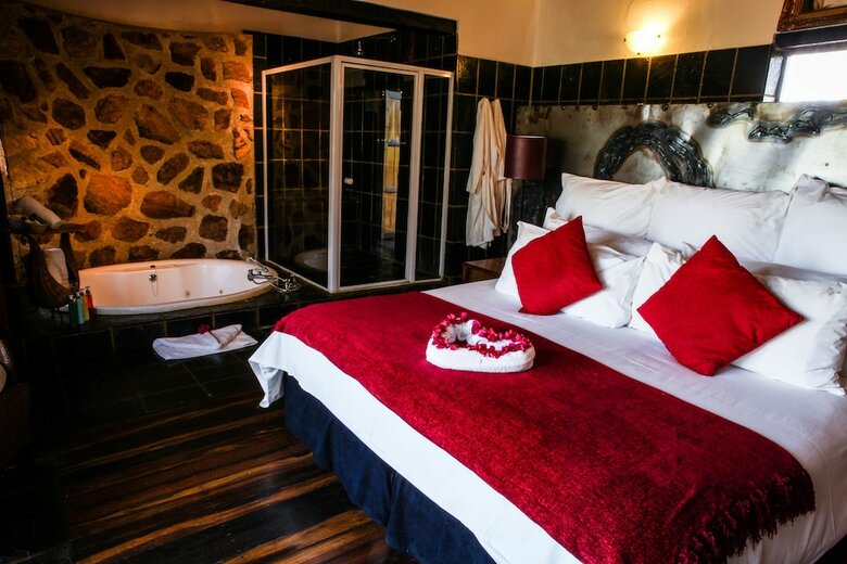 Hotel Kedar Heritage Lodge, Conference Centre & Spa
