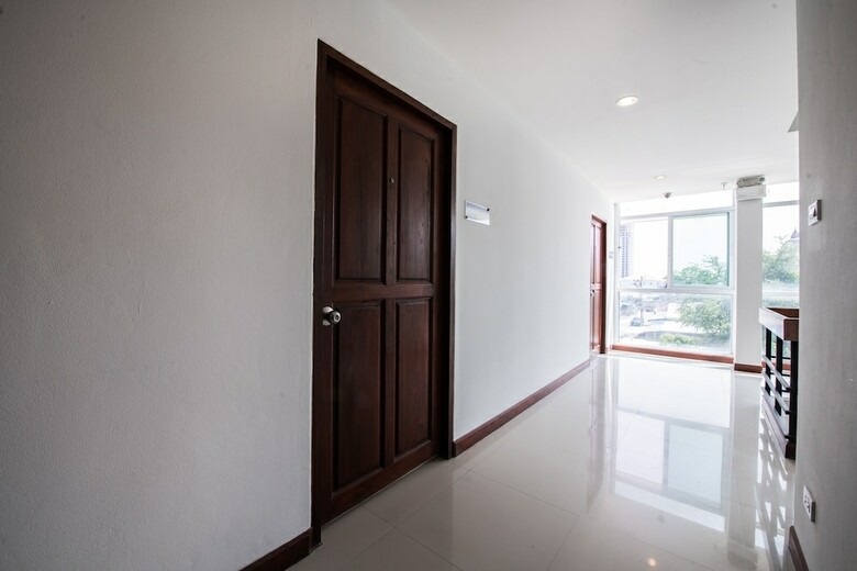 Hotel Oyo 371 Sea Breeze Residence