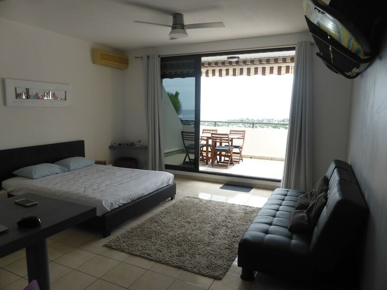 Apartamentos Sweet Home In Tahiti