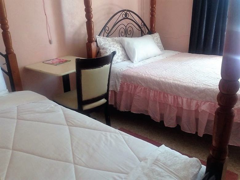 Hotel Nairobi Transit Lounge