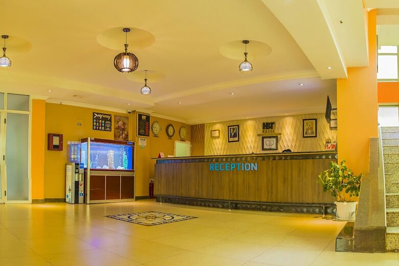 Hbt Russel Hotel