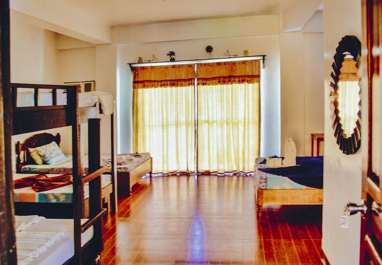 Hotel Pagudpud Rinnovati Beach Resort