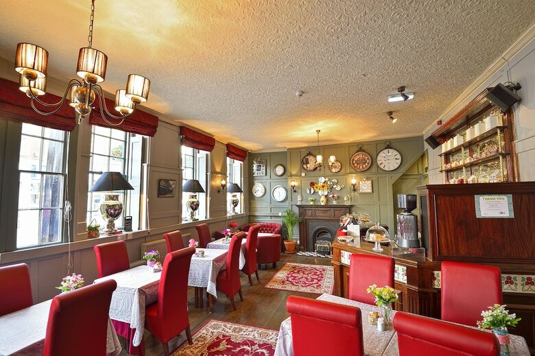 Posada The Royal Victoria & Bull Hotel