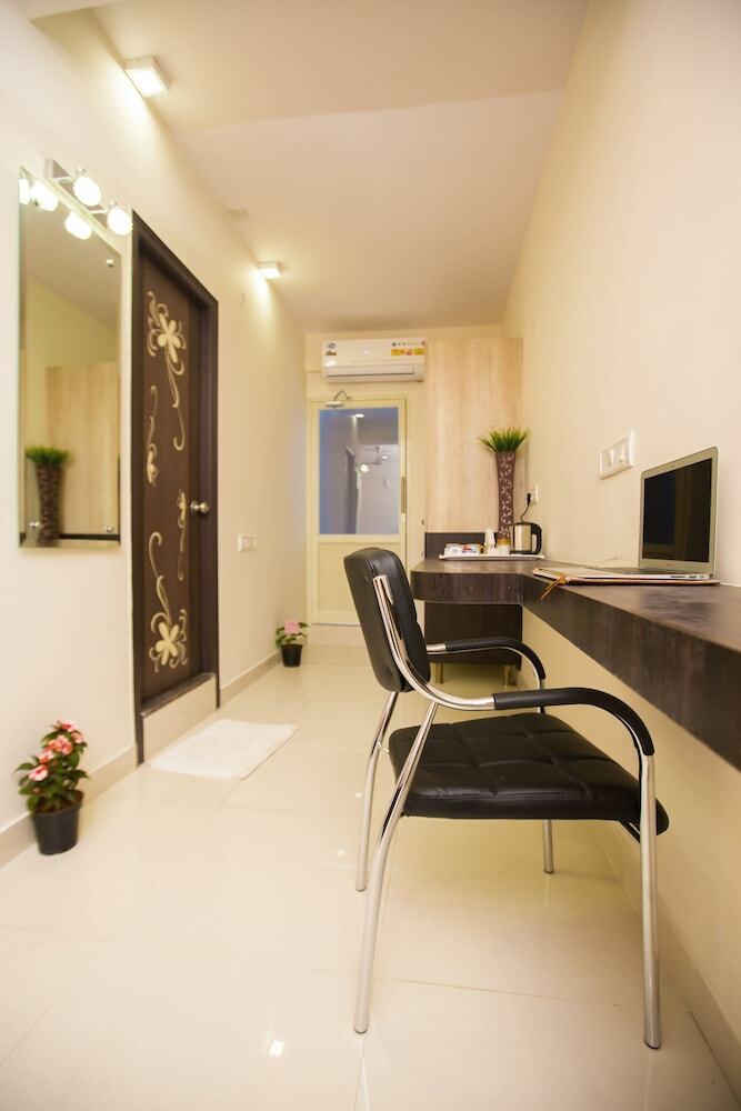 Hotel Vee Suites Bangalore