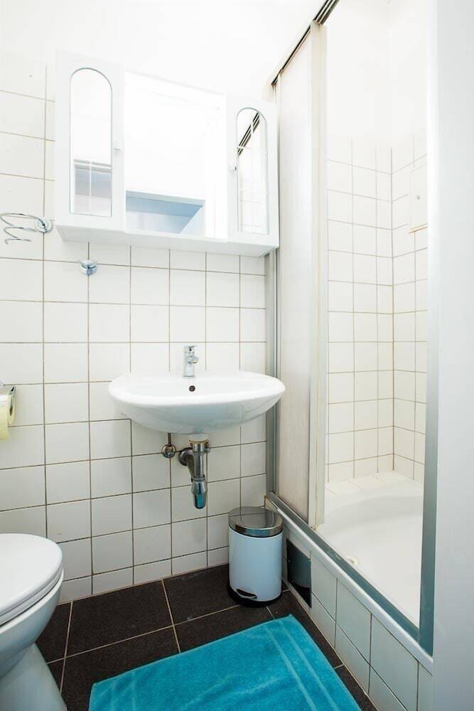 Holiday & Business Apartments 1160