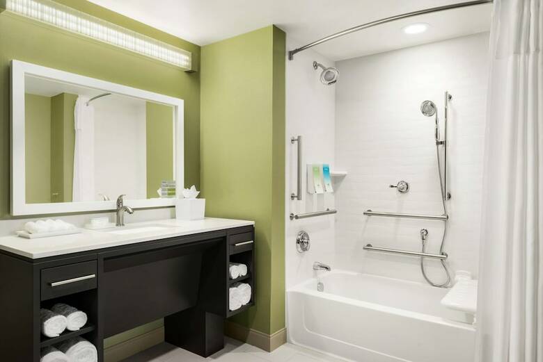 Hotel Home2 Suites By Hilton Menomonee Falls Milwaukee