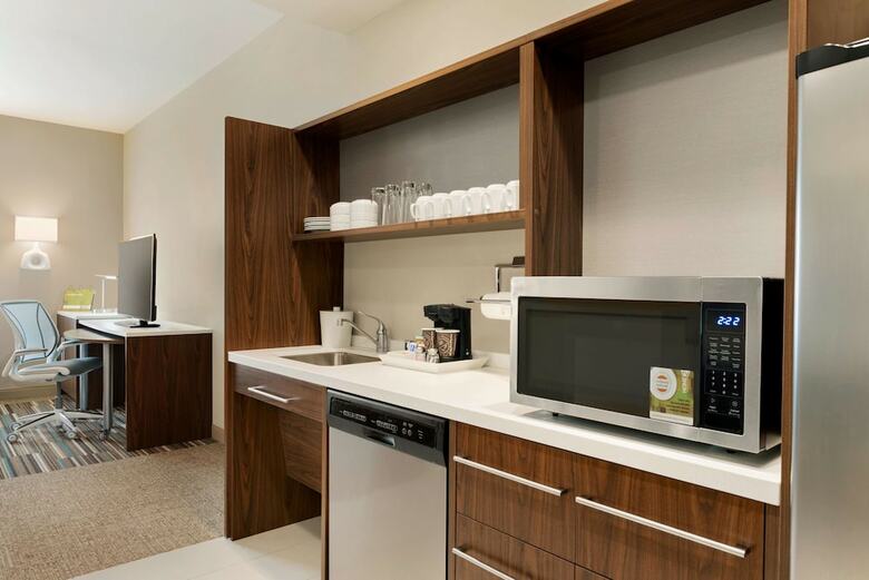 Hotel Home2 Suites By Hilton Menomonee Falls Milwaukee