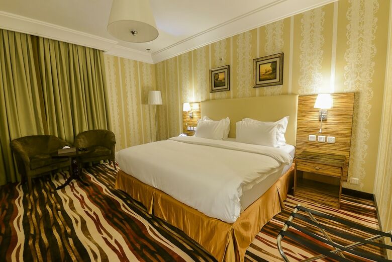 Crown Town Hotel