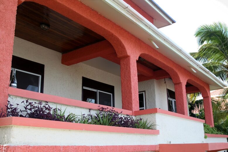 Hotel Bella Vista Guesthouse & Cabins