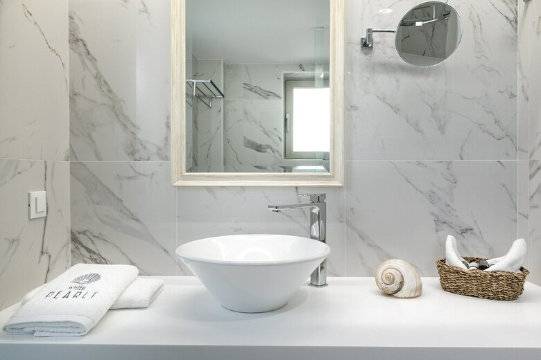 Hotel White Pearls Luxury Suites - Adults Only