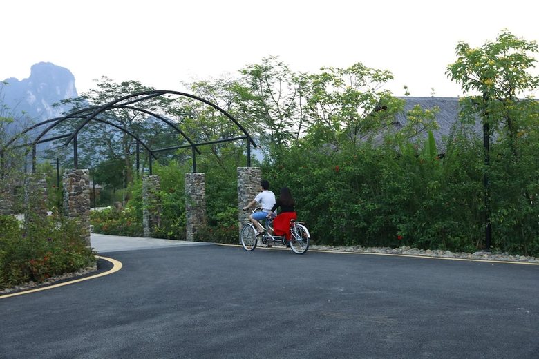 Hotel Serena Resort Kim Boi
