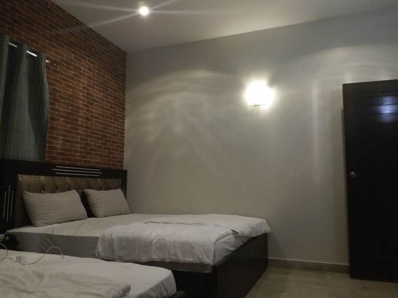 Hotel Elegant Palace Guest House