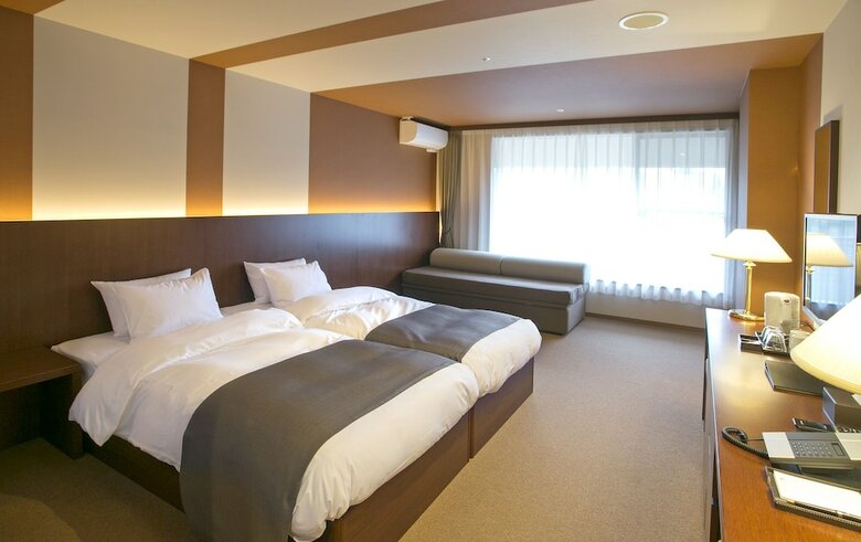 Nesta Resort Kobe Hotel The Pavone