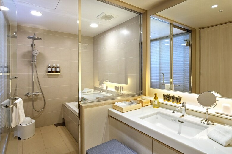 Nesta Resort Kobe Hotel The Pavone