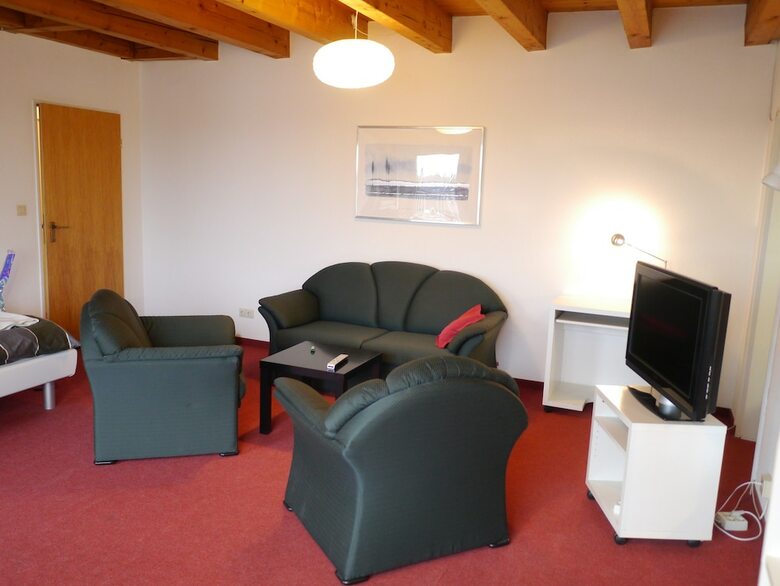 Tolstov-hotels Big Room Apartment