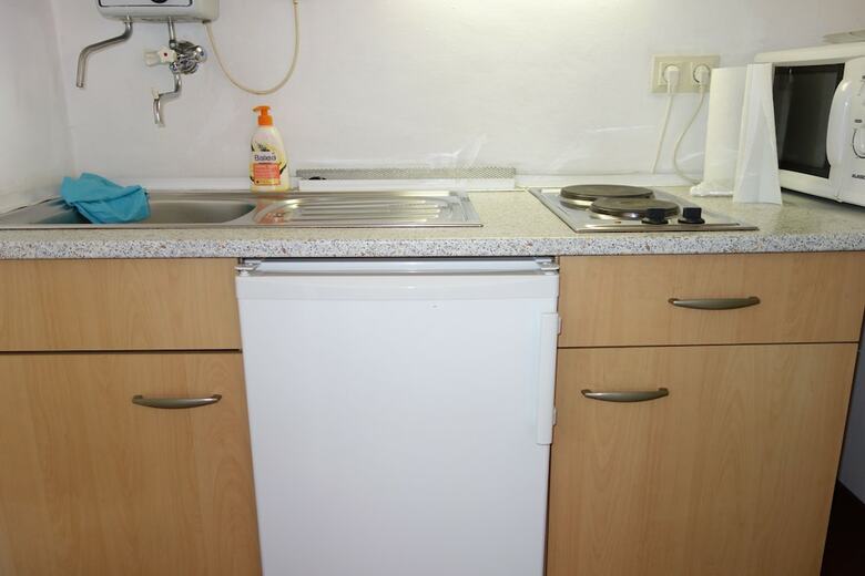Tolstov-hotels Big Room Apartment