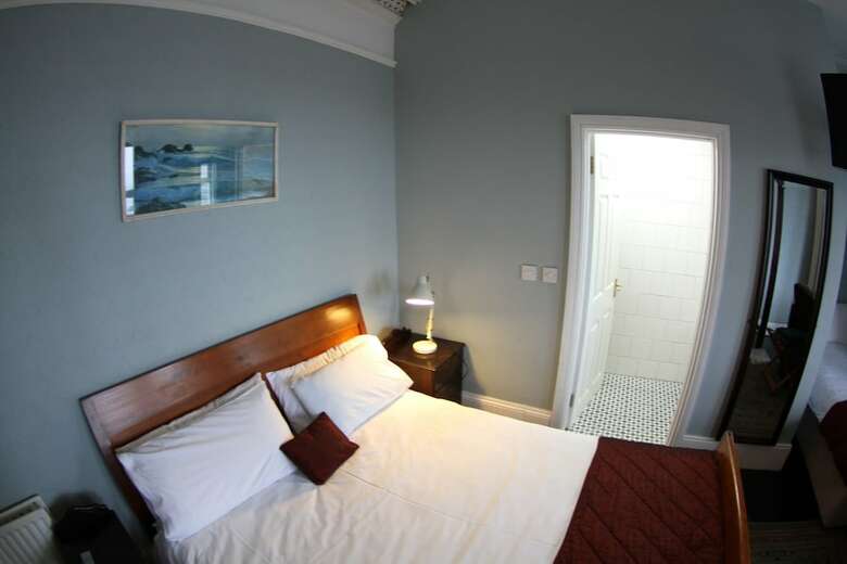 Hotel Rolling Wave Guesthouse