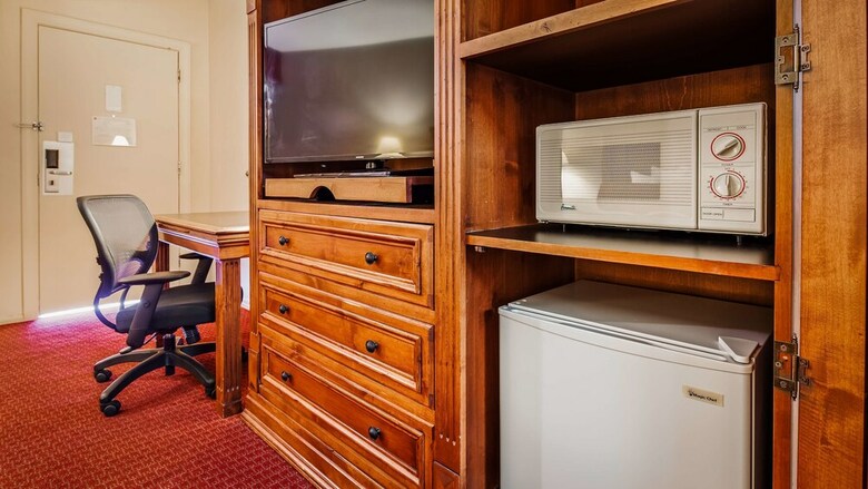 Hotel Best Western Plus King's Inn & Suites