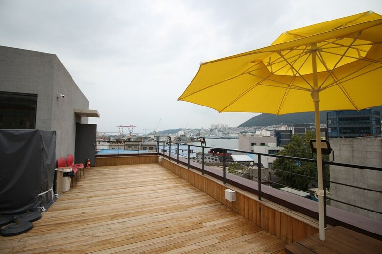 Hotel 24 Guesthouse Nampo Station