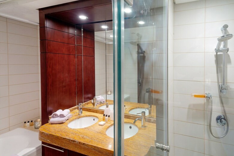 Dream Inn Dubai Apartments - Burj Views