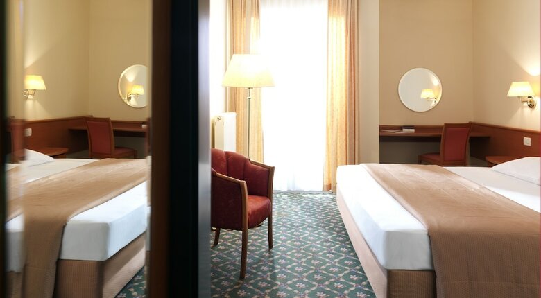 Hotel Maestoso