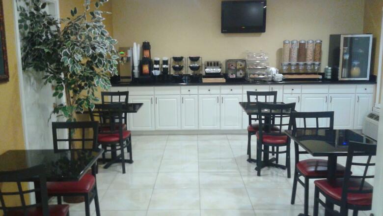 Hotel Americas Best Value Inn Harlingen