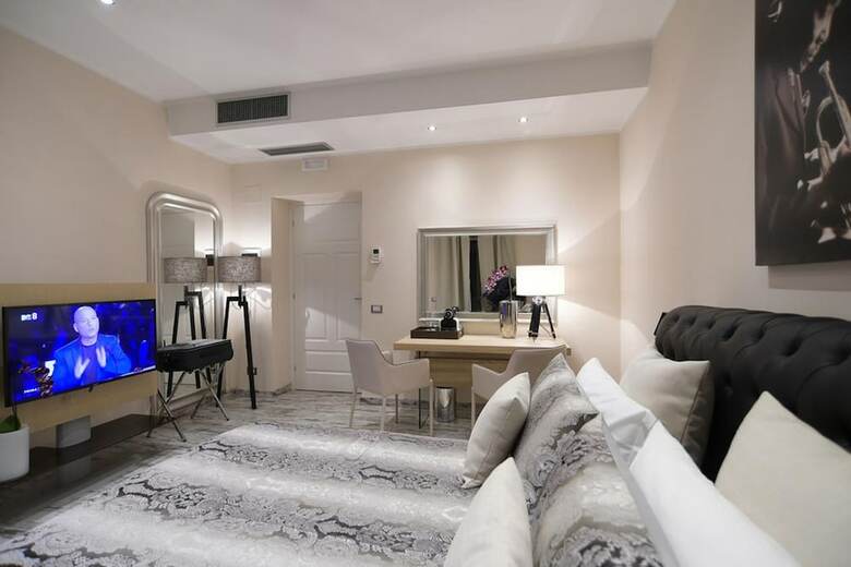 Hotel Colonna 18