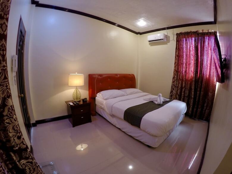 Bed & Breakfast The Executive Villa Inn & Suites