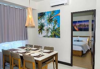 Aparthotel Csuites At 8 Newtown Residences