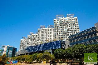 Aparthotel Csuites At 8 Newtown Residences