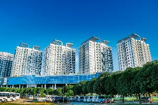 Aparthotel Csuites At 8 Newtown Residences