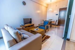 Aparthotel Csuites At 8 Newtown Residences