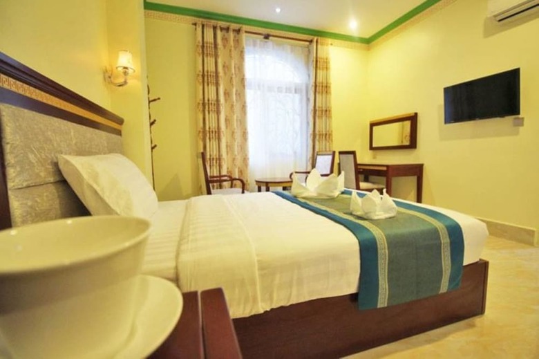 Takhmao Good Health Hotel