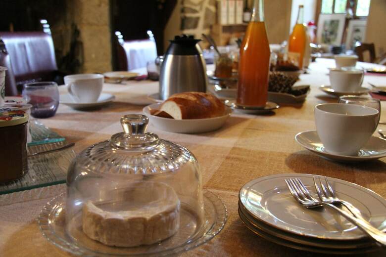 Hotel Le Pommenial de La H�rissonni�re