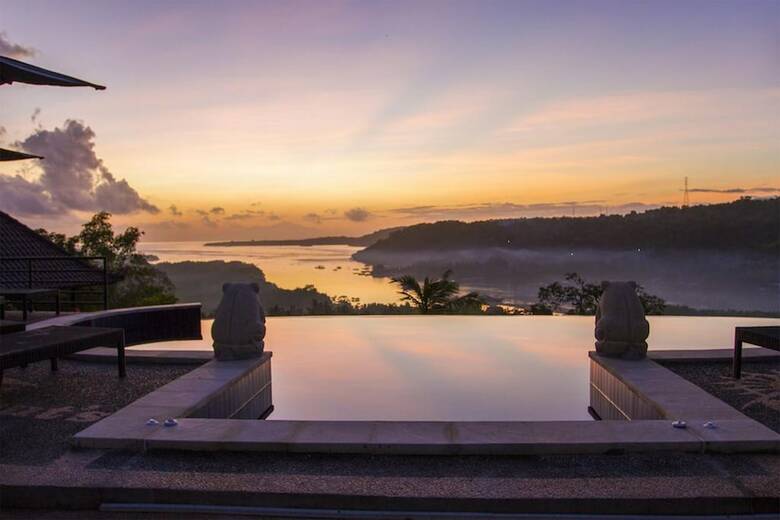 Hotel Sunrise Hut's Lembongan